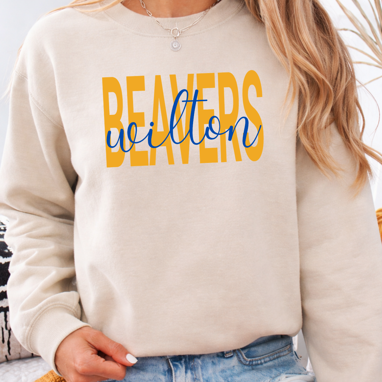 Wilton Beavers Script Overlay Crew