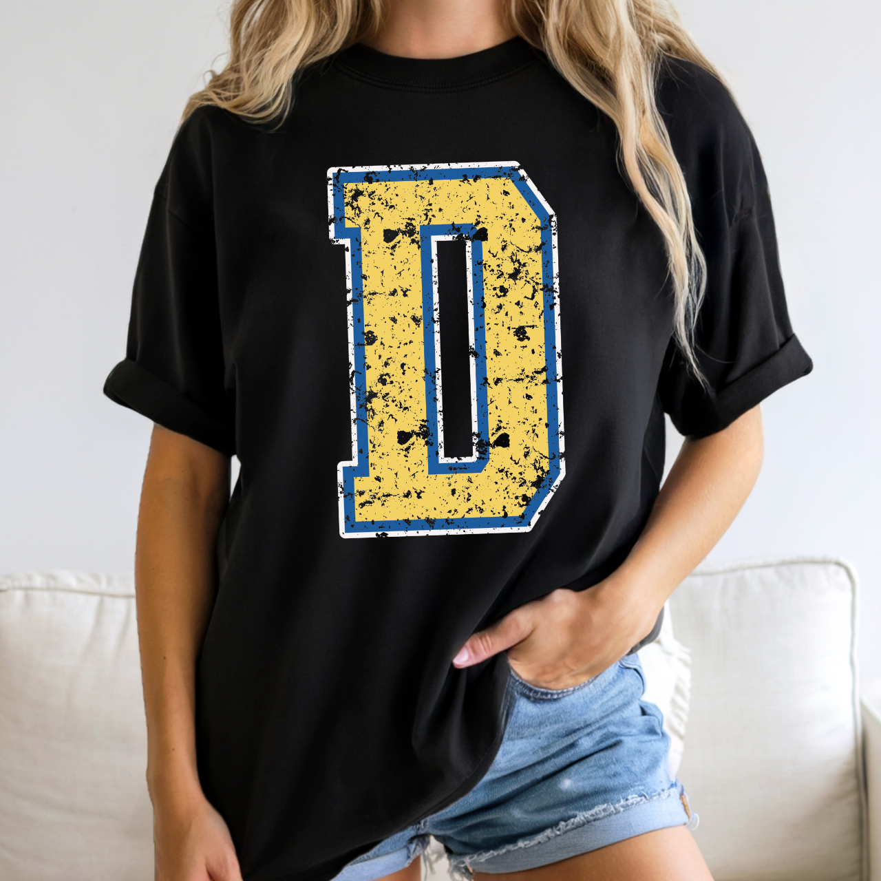 Durant Wildcats Distressed “D” Tee