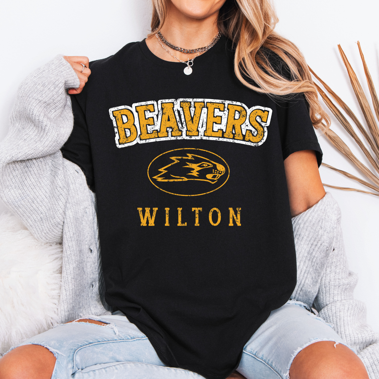 Wilton Beavers Distressed Mascot Adult Tee