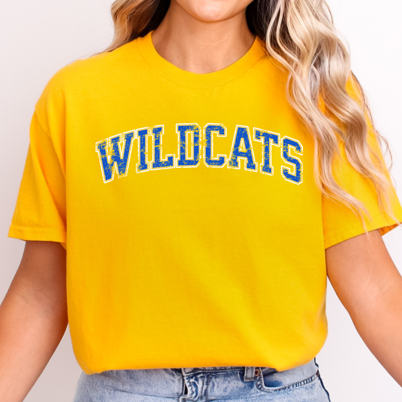 Durant Wildcats Distressed Arch Tee