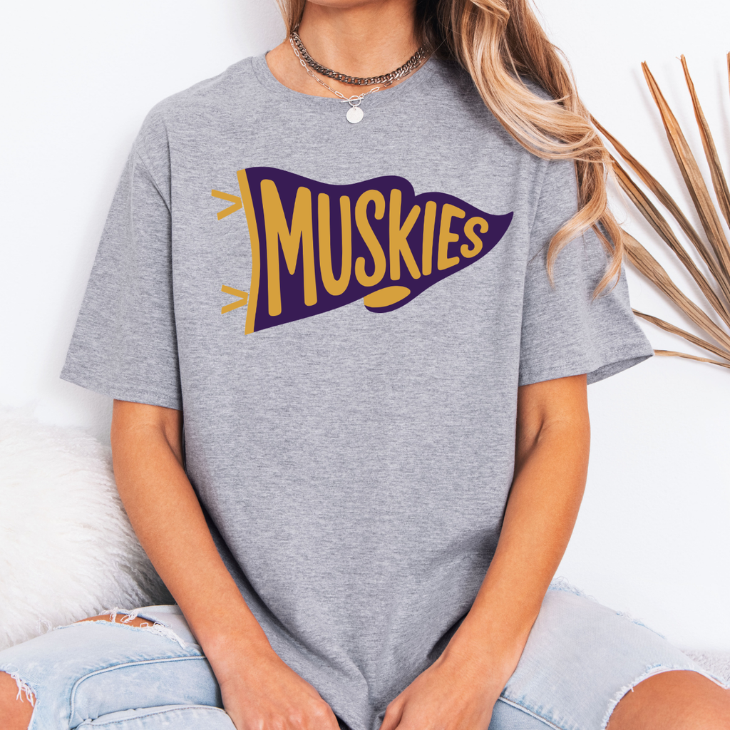 Muskies Retro Pennant Tee
