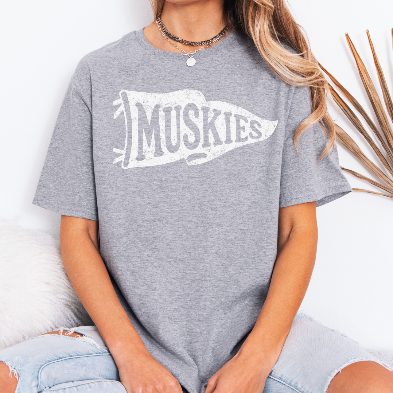 Muskies Distressed Pennant Tee