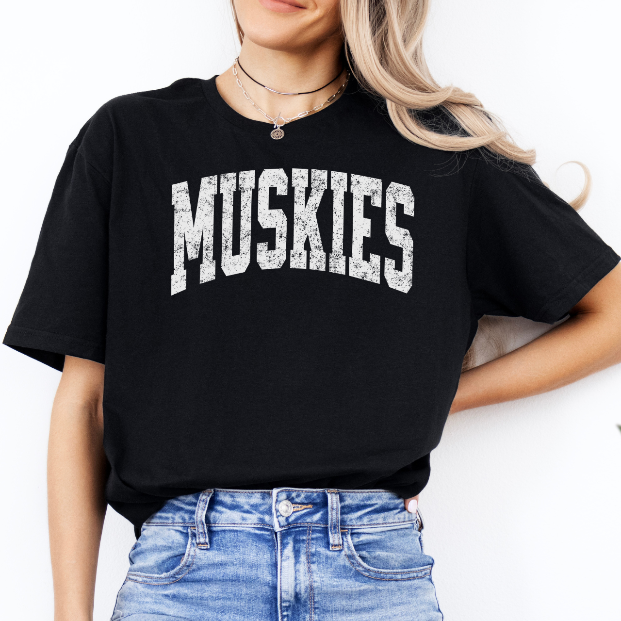 Muskies Distressed Varsity Arch Tee