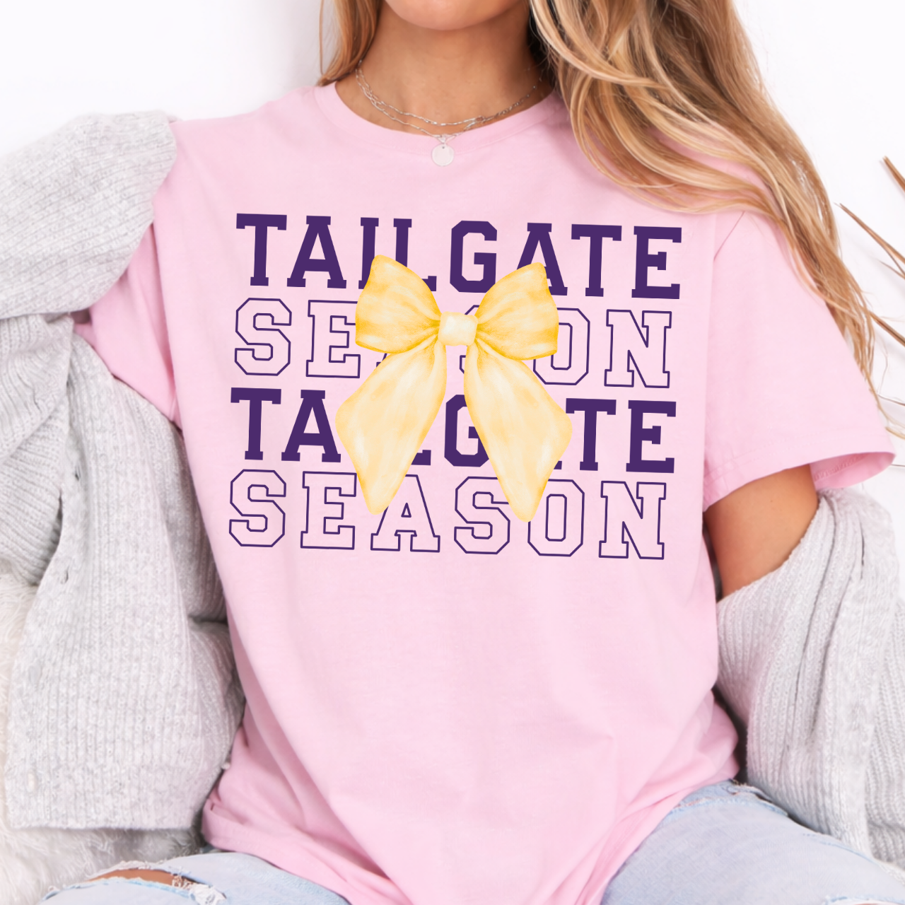 Muscatine Muskies Tailgate Season Bow Tee