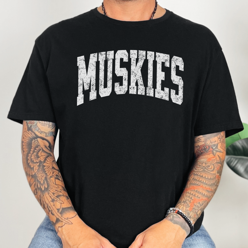 Muskies Distressed Varsity Arch Tee